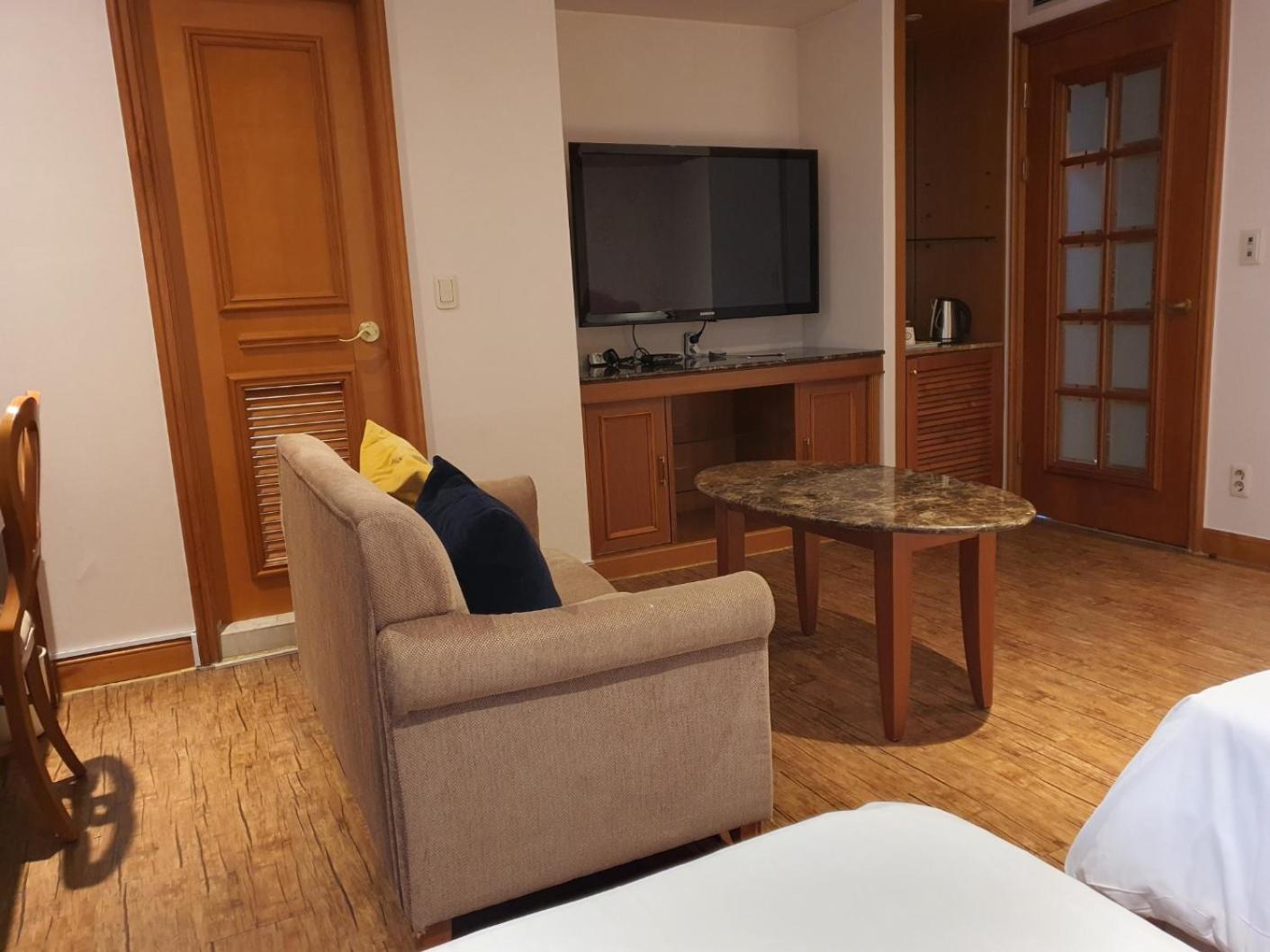 Karak Tourist Hotel Seoul Luaran gambar