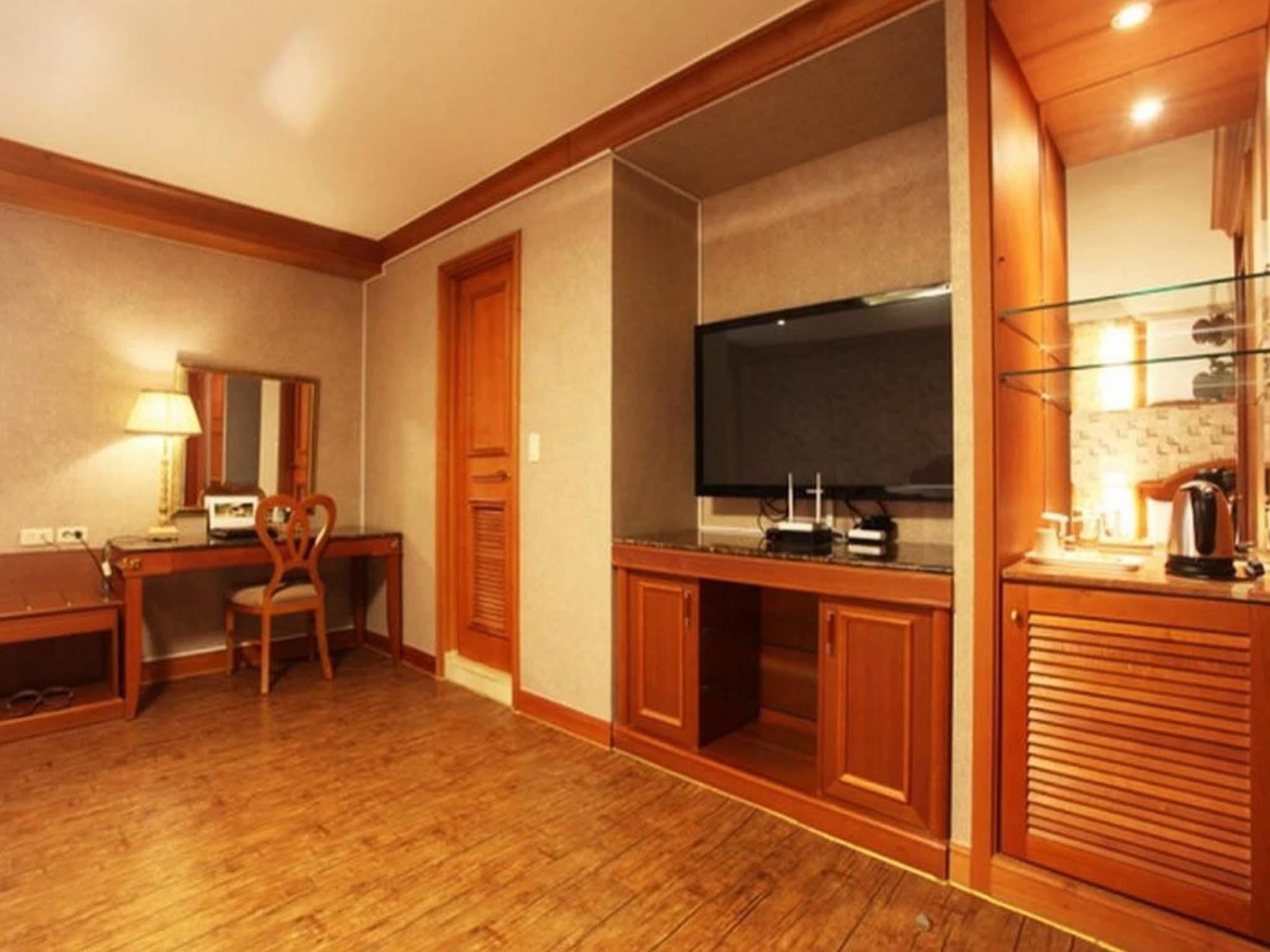 Karak Tourist Hotel Seoul Luaran gambar